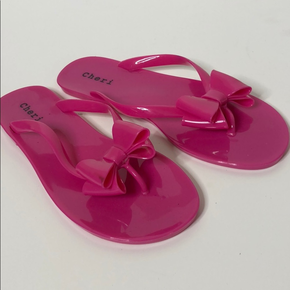 New pink acrylic w bows sandals. Size 8. 💗